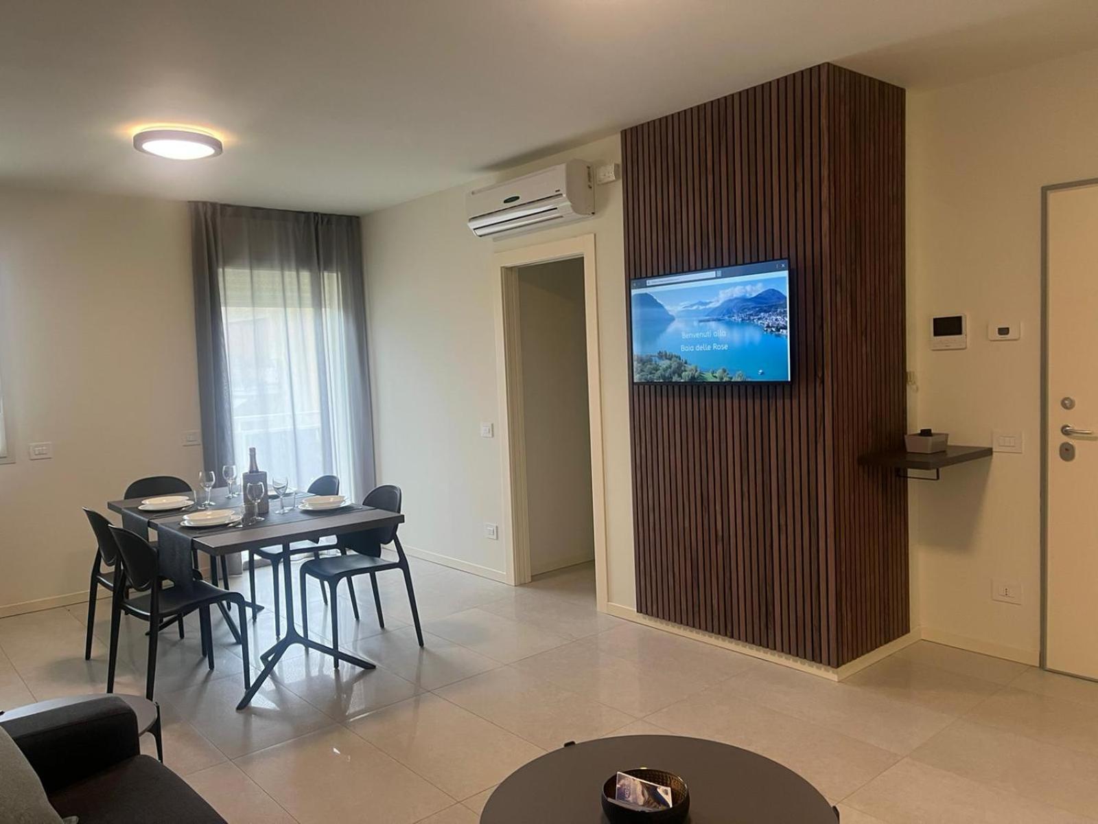 Апартаменти Baia Delle Rose Via Roma 111 Коста-Вольпіна Номер фото