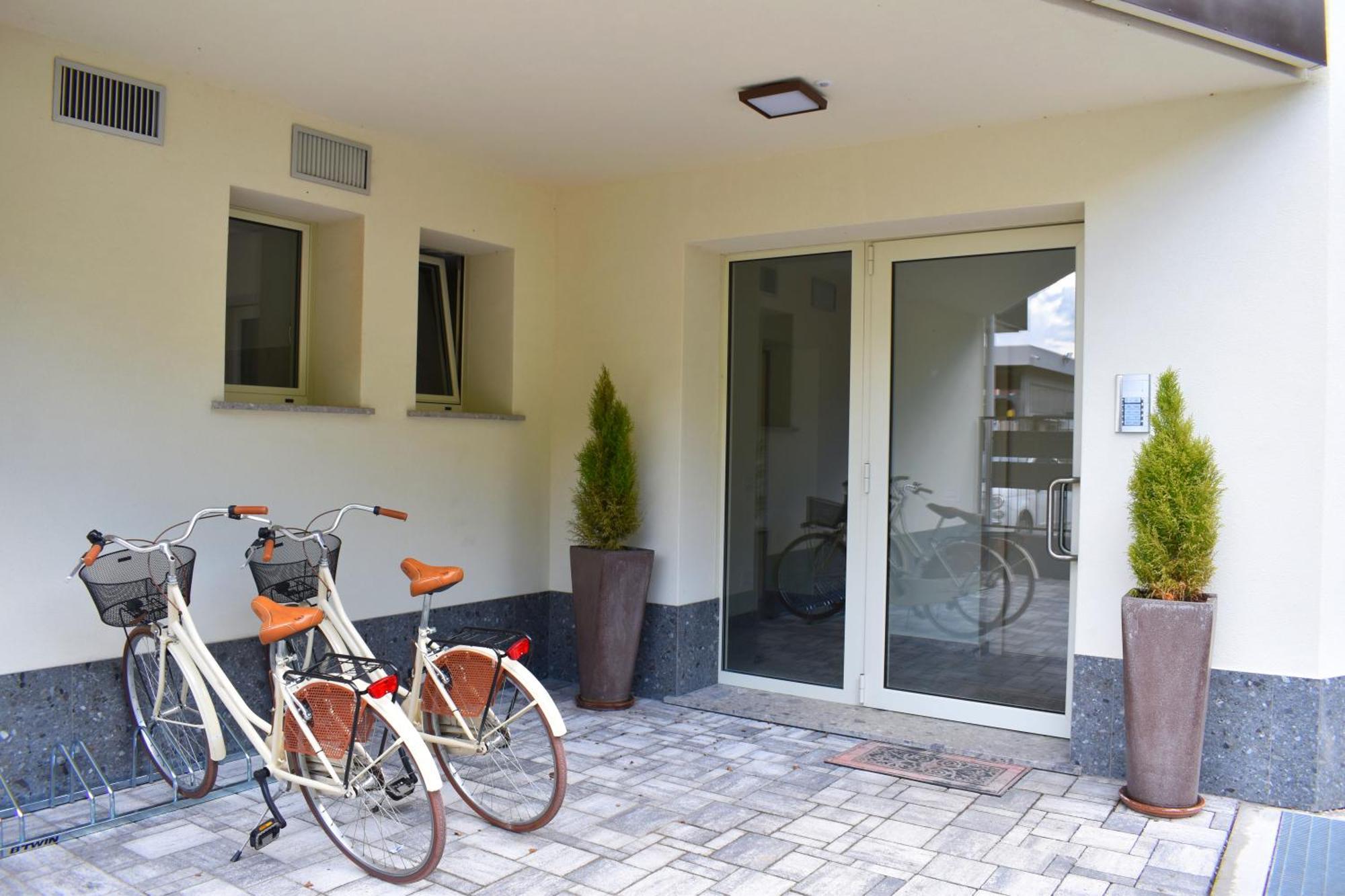 Апартаменти Baia Delle Rose Via Roma 111 Коста-Вольпіна Екстер'єр фото